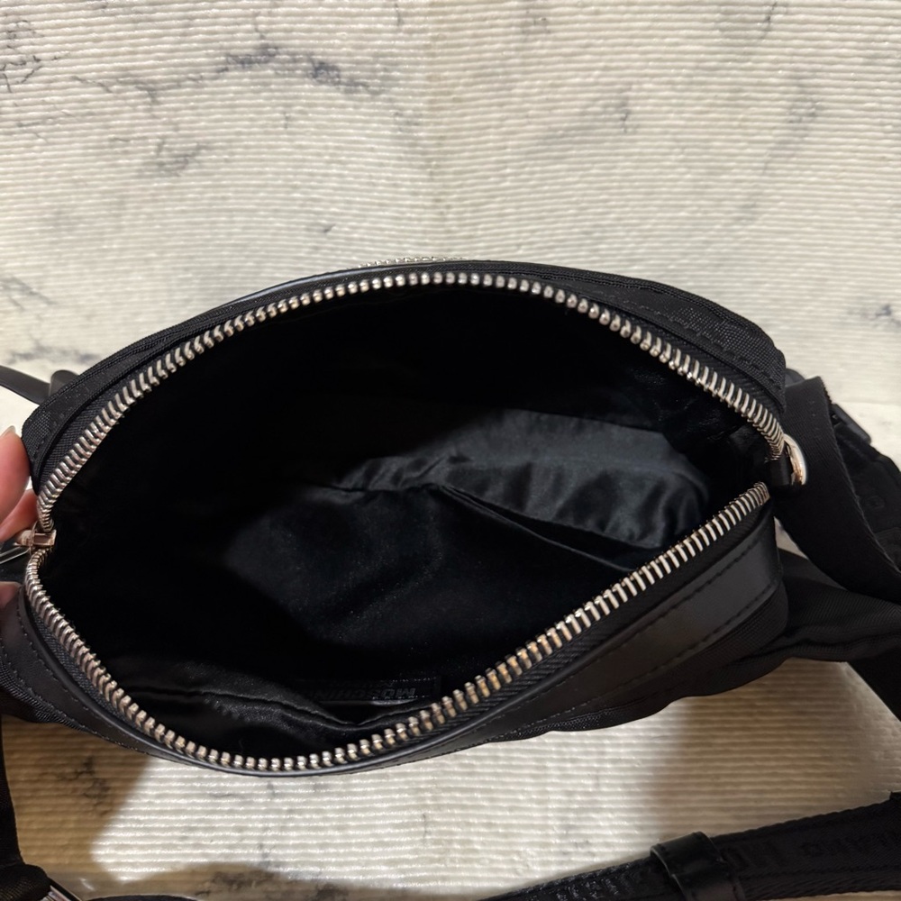 Moschino Couture Black Belt Bag / Bumbag Unisex - Picture 12 of 17